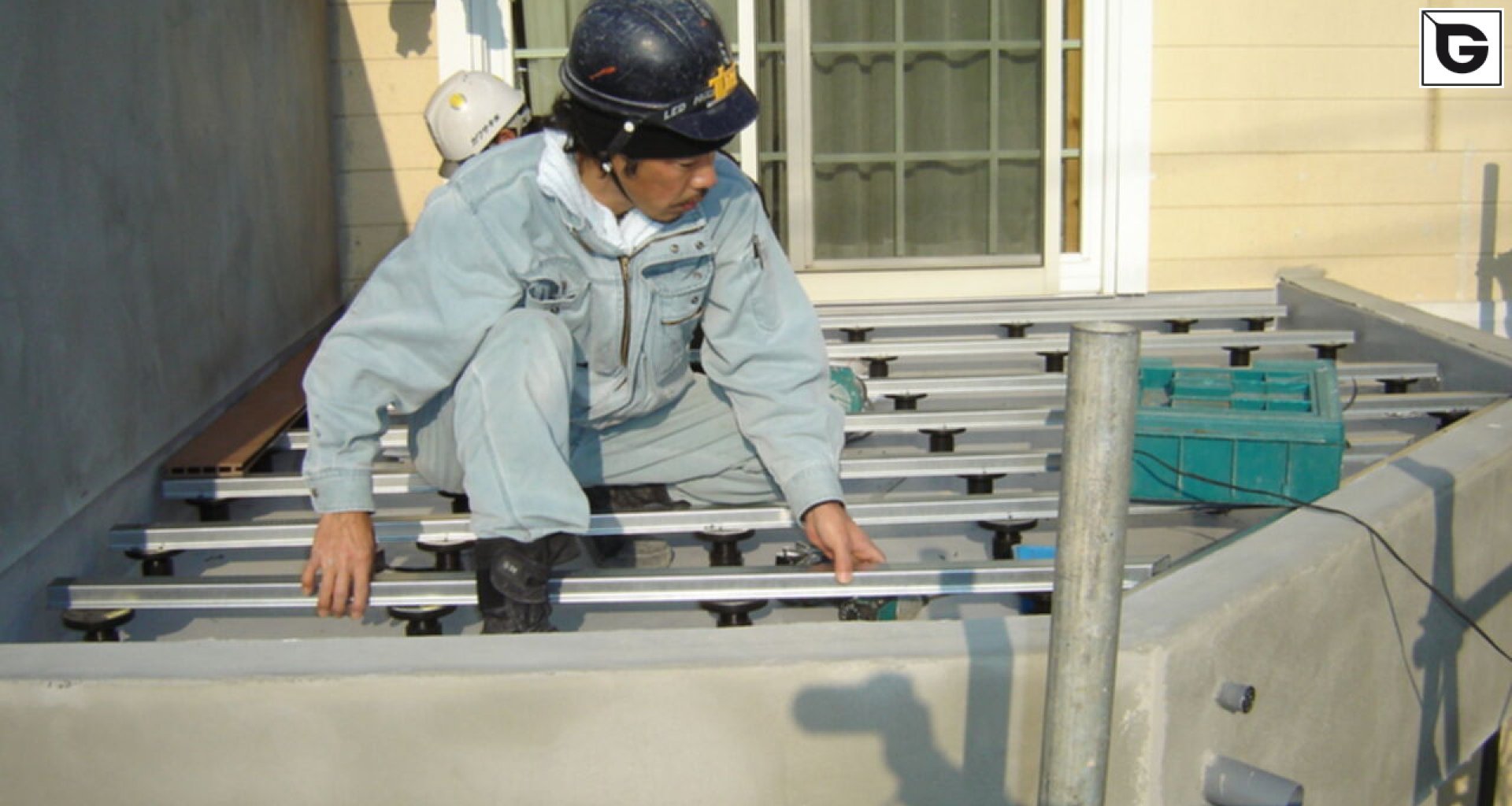 Assembly
 Decking 8524