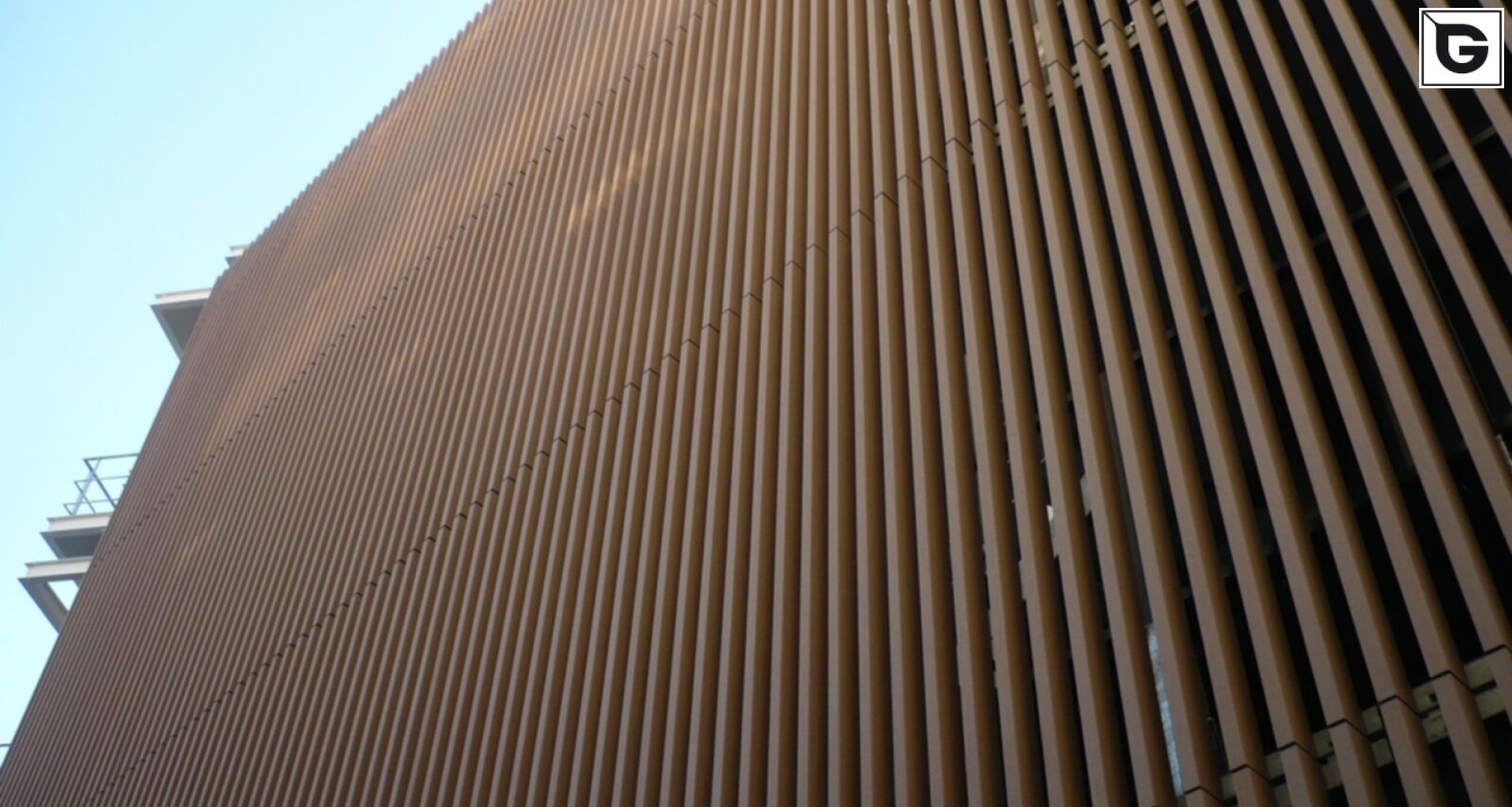 Verwaltungsgebäude_Vertical Sonnenschutz, jalousien_Büros