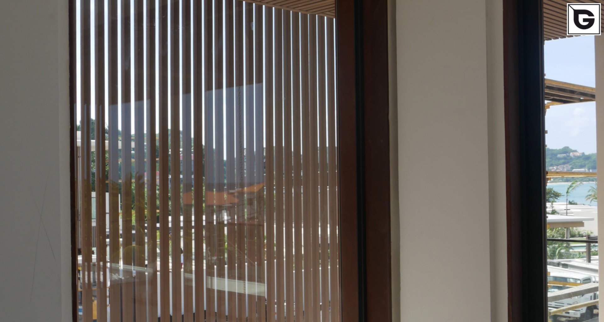 Restaurant und Hotelgewerbe_Vertical Sonnenschutz, jalousien_Vorzeigeprojekte - Hybrid holz