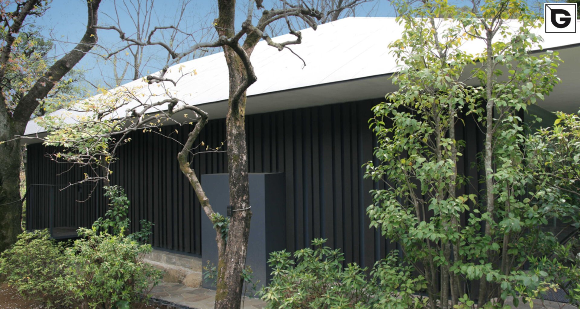 Institutionelle Einrichtungen_Fassadenverkleidung - vertikal_Ausstellung, Museum