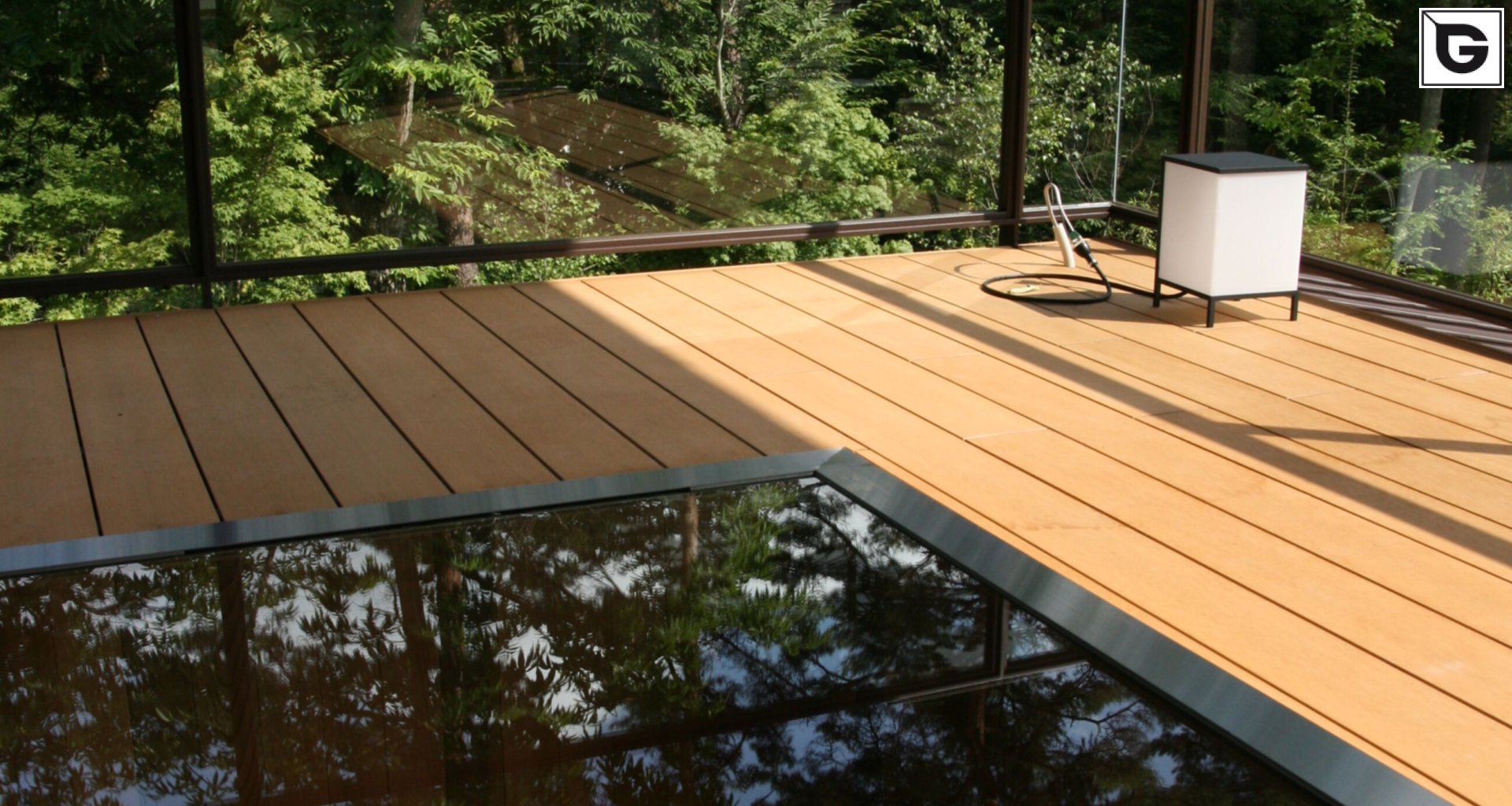 Institutionelle Einrichtungen_Schwimmbad deck_Krankenhaus, Arztpraxis