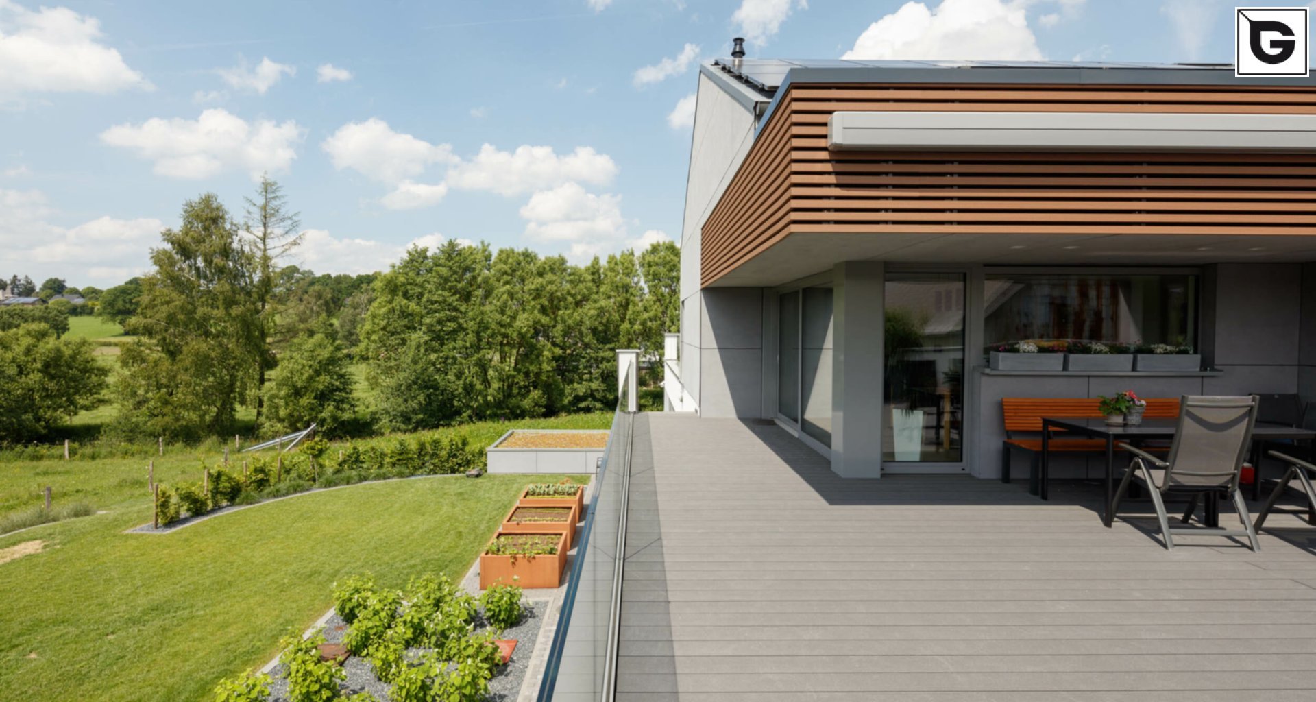 Institutionelle Einrichtungen_Offene Fassadenverkleidung - horiz._Krankenhaus, Arztpraxis