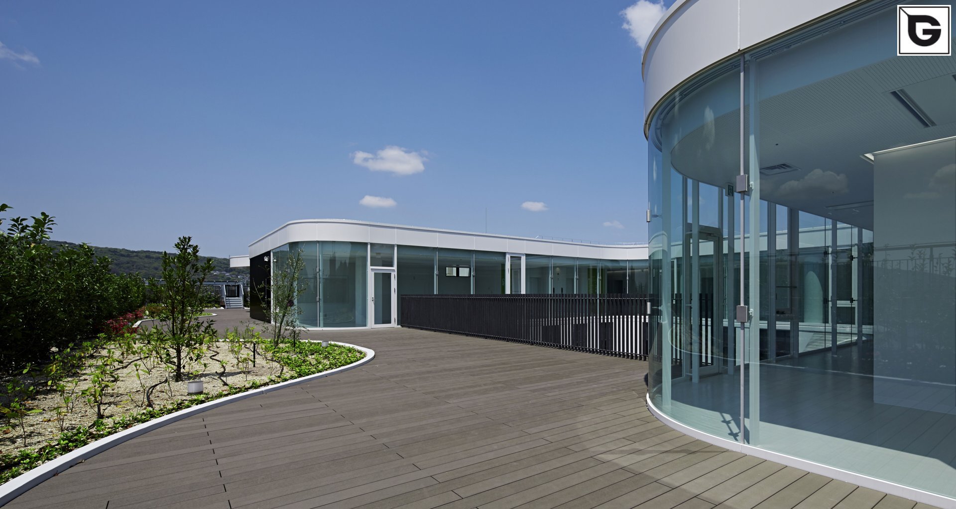 Institutionelle Einrichtungen_Terrasse Gewerbliche Nutzung_Vorzeigeprojekte - WPC holz 