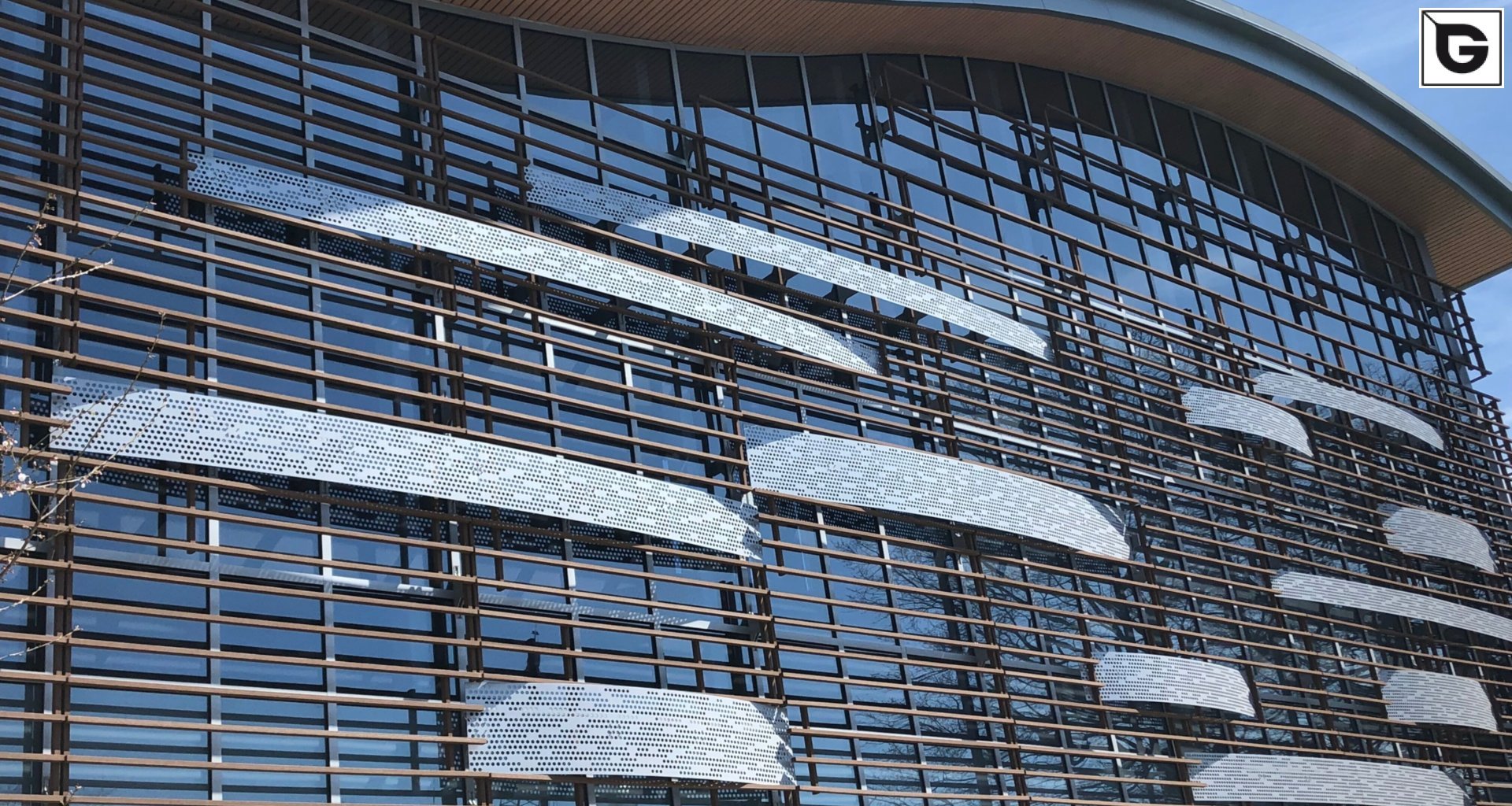 Institutionelle Einrichtungen_Horizontal Sonnenschutz, jalousien_Krankenhaus, Arztpraxis