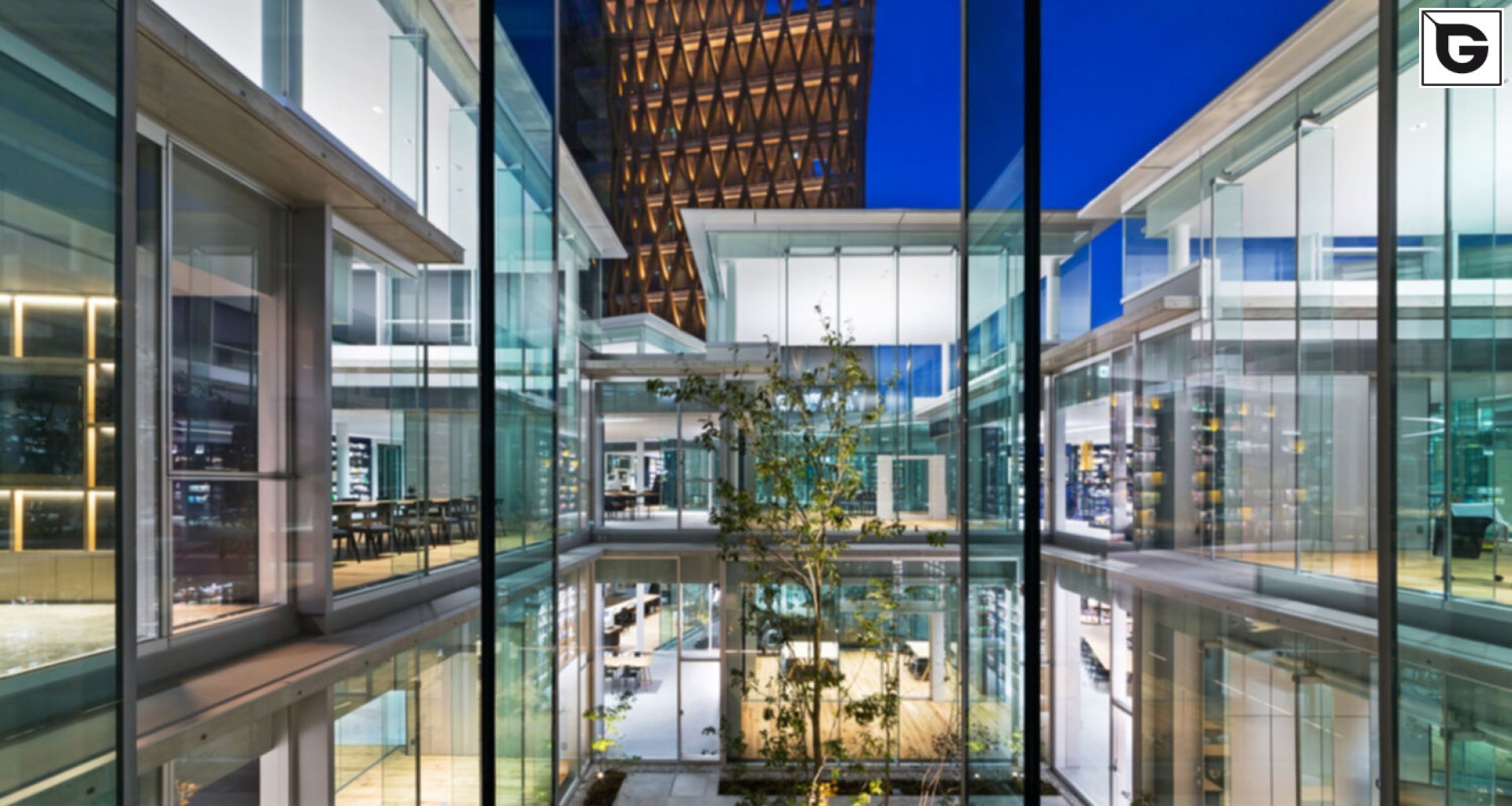 Institutionelle Einrichtungen_Vorhangfassade_Vorzeigeprojekte - Hybrid holz