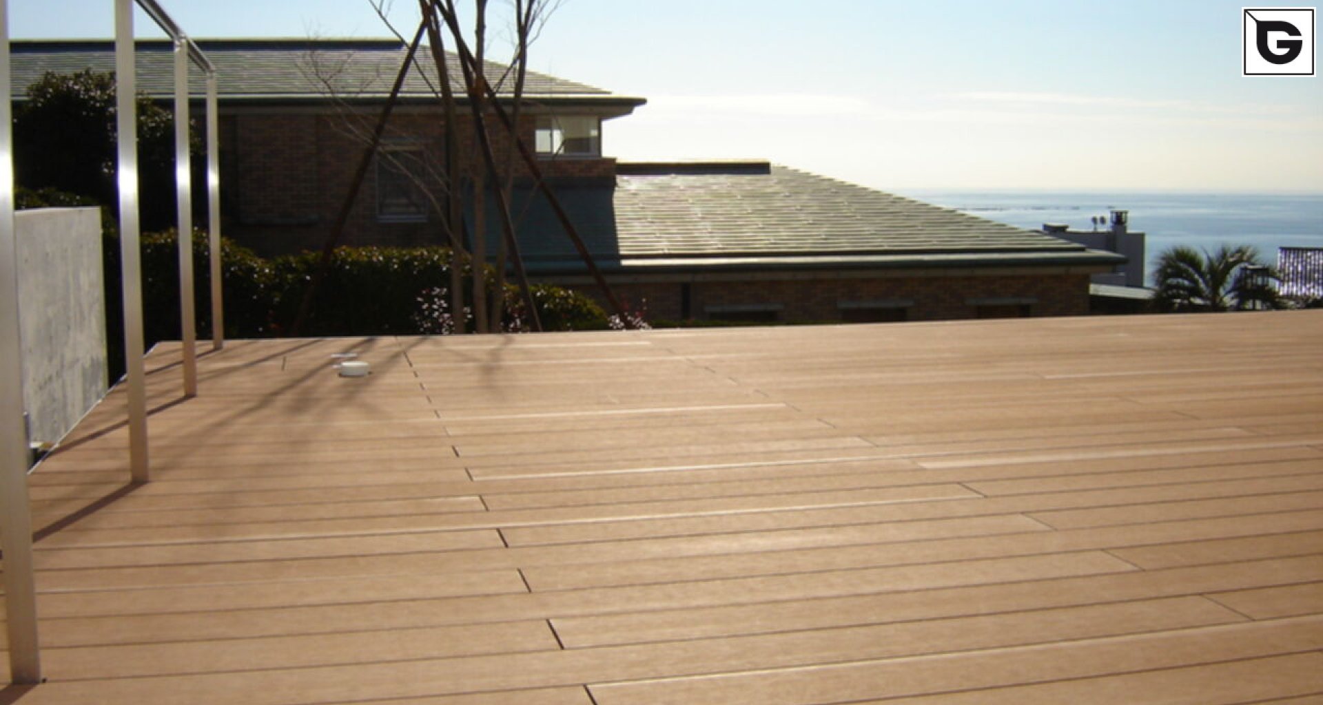 Privathaus_Dachanlage, Balk., Laufgang_Privatresidenz