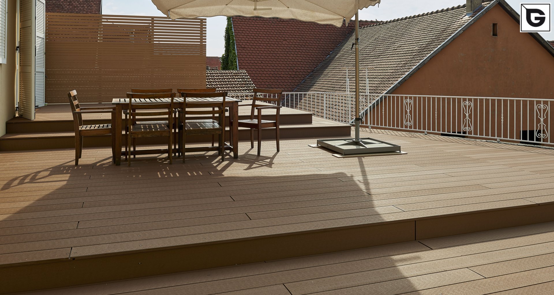 Privathaus_Dachanlage, Balk., Laufgang_Privatresidenz