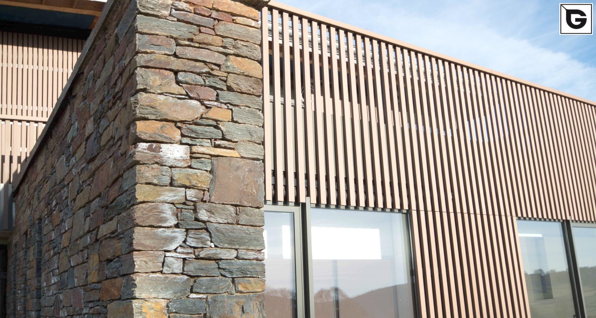 Privathaus_Offene Fassadenverkleidung - verti._Privatresidenz