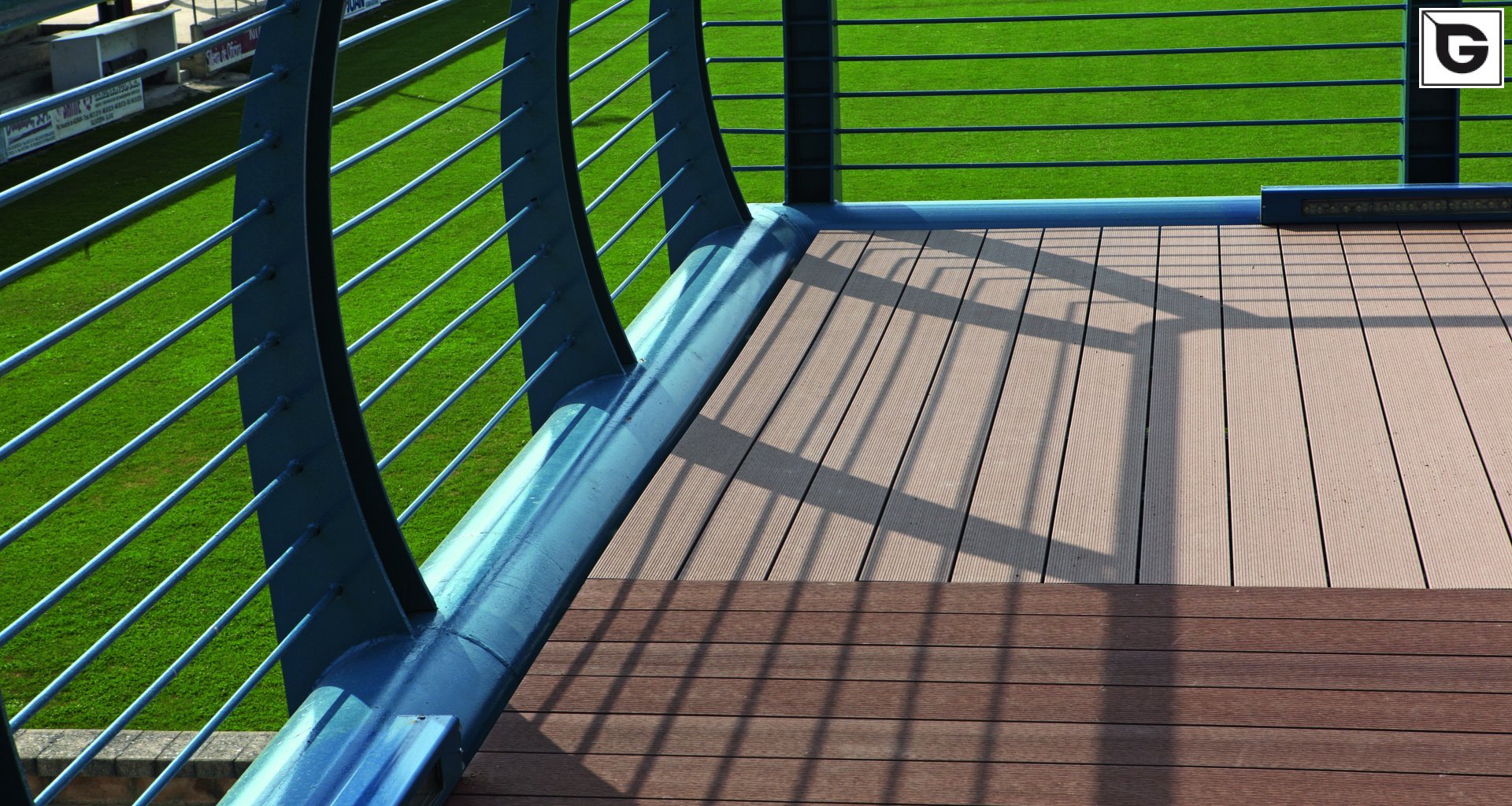 Transport-Einrichtungen_Brücken, Rampen, Gehweg_Brücke