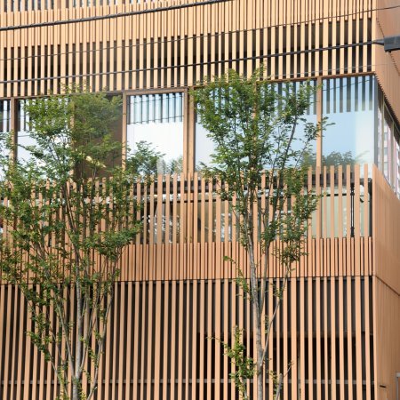 Verwaltungsgebäude_Geländer_Büros