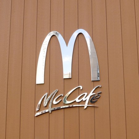 Restaurant und Hotelgewerbe_Offene Fassadenverkleidung - verti._Restaurant