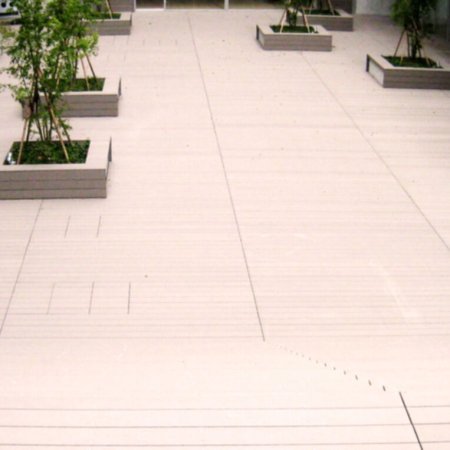 Institutionelle Einrichtungen_Terrasse Gewerbliche Nutzung_Gebogene Profilen