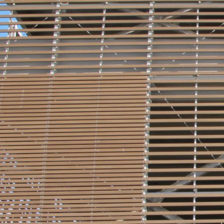 Kaufmännische Gebäude_Horizontal Sonnenschutz, jalousien_Einkaufszentrum