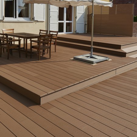 Privathaus_Dachanlage, Balk., Laufgang_Privatresidenz