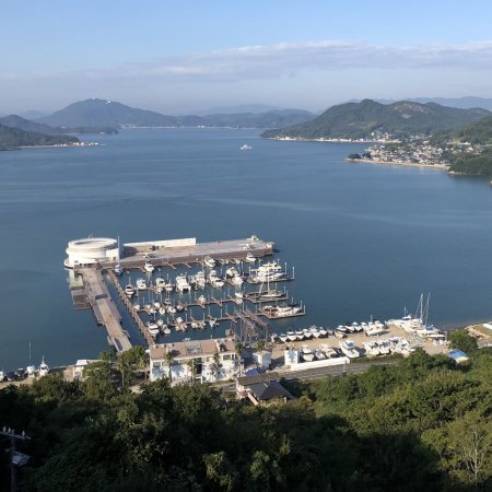 Transport-Einrichtungen_Stege, Bootsanleger_Am Wasser entlang